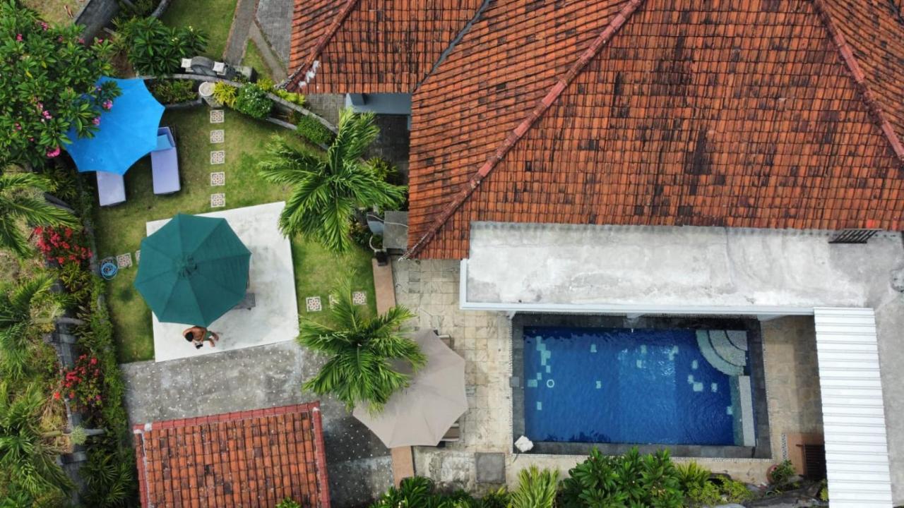 Khrisna Sunrise Homestay Tulamben Exterior photo