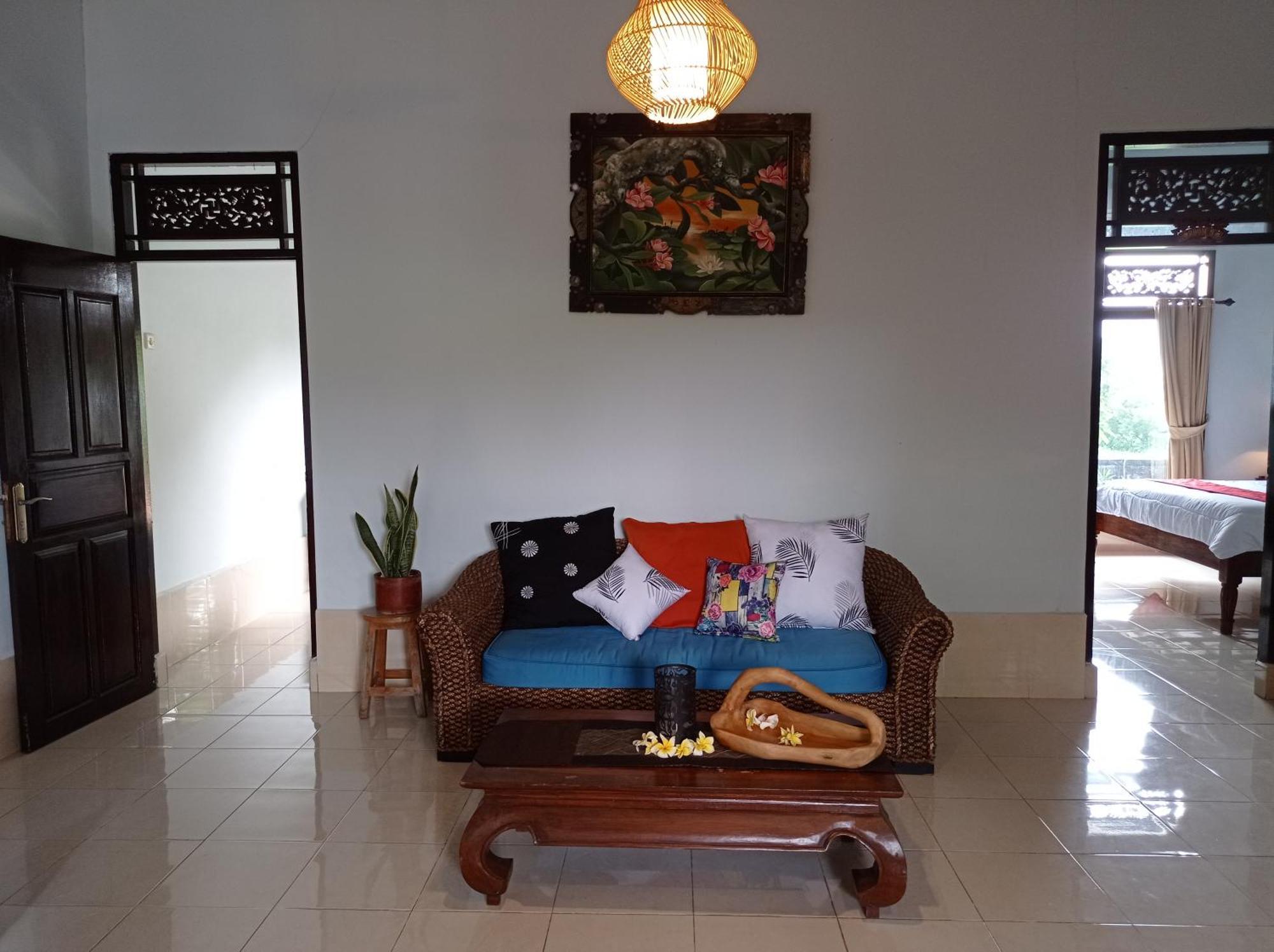 Khrisna Sunrise Homestay Tulamben Room photo